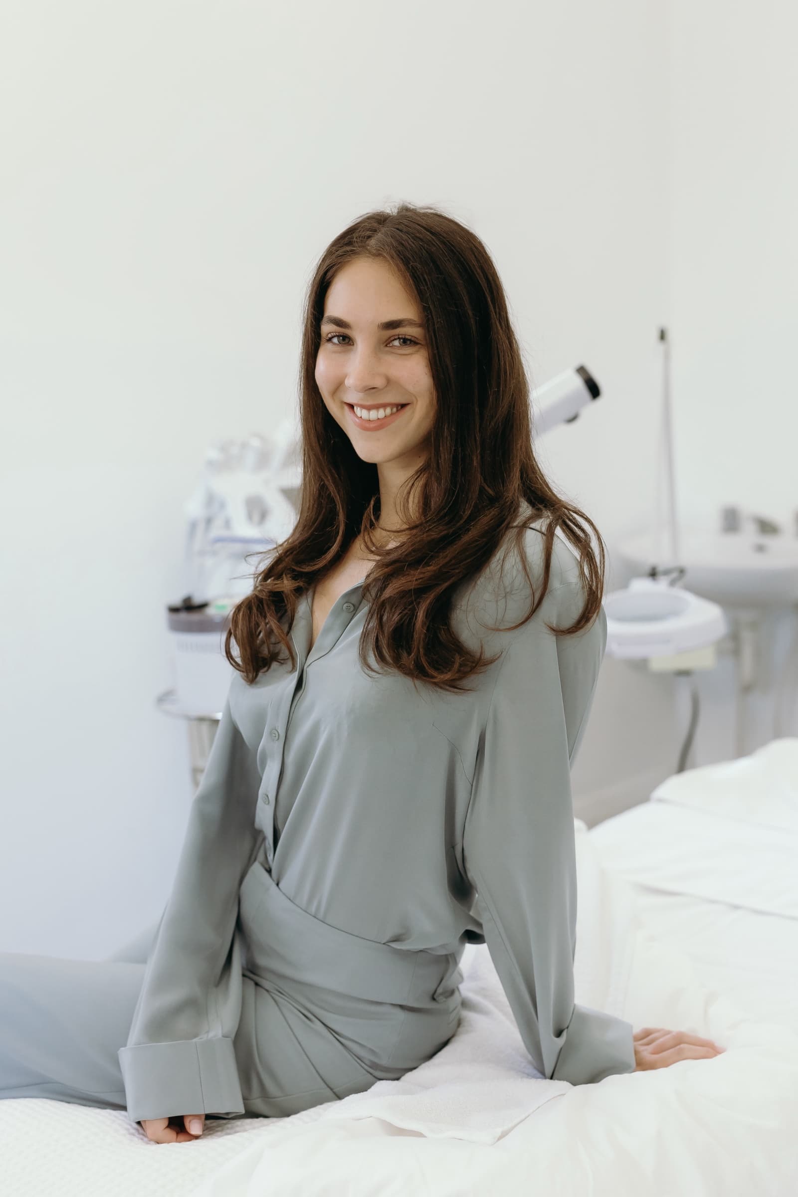 Lilya Tchernobryvko portrait in clinic